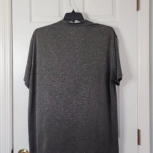 Men's T shirt NO BRAND TAG. - Picture 3 of 3